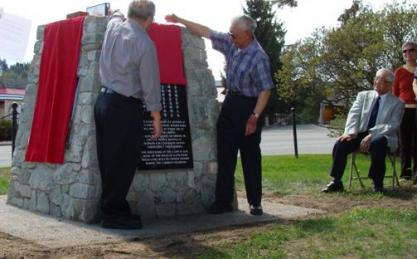 unveiling Chinese Memorial Cairn